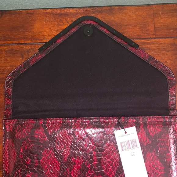 BCBG Classics Envelope Clutch - Picture 2 of 5